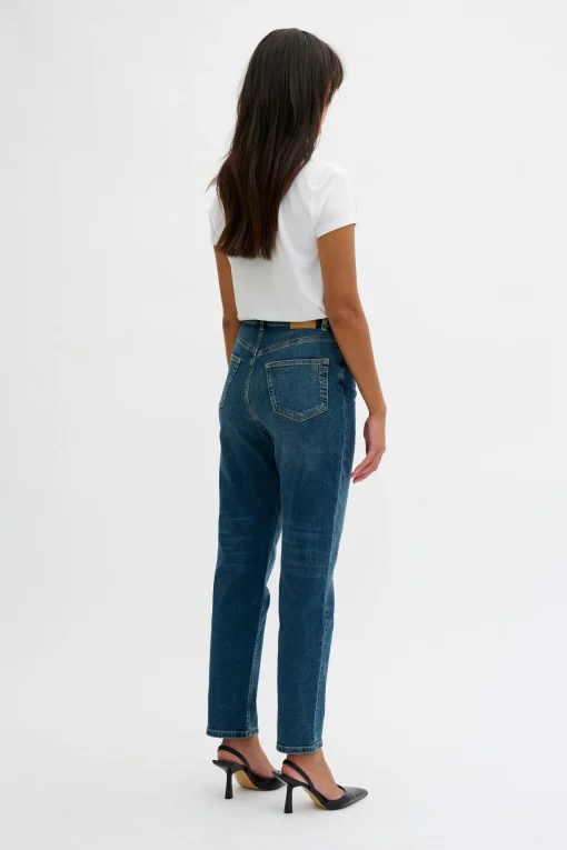 34 Jeans
