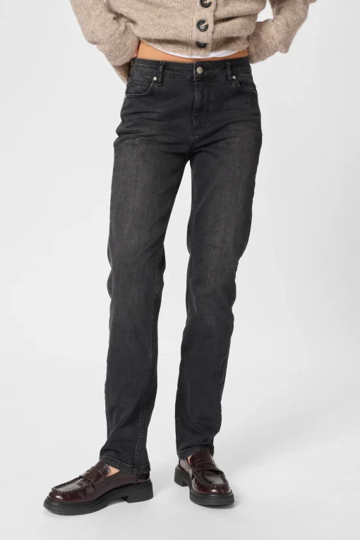 33 Jeans