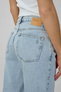 35 Jeans