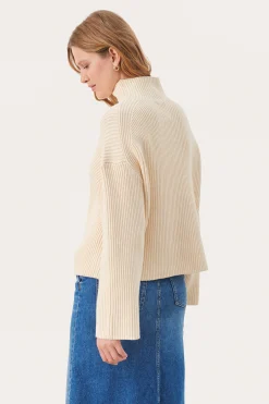 AngelinePW Pullover