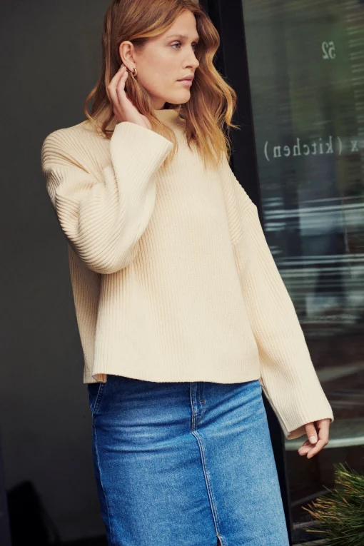 AngelinePW Pullover