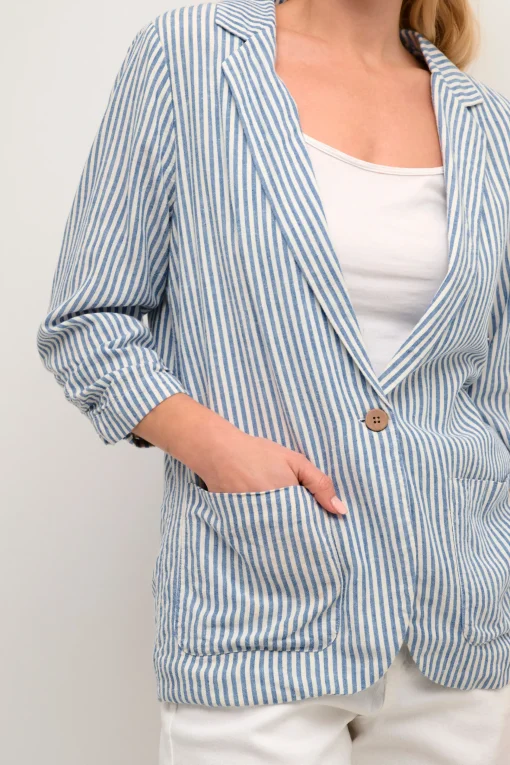 CRVenta Blazer