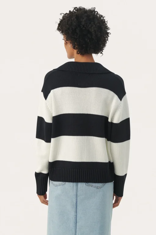 ElindaPW Pullover