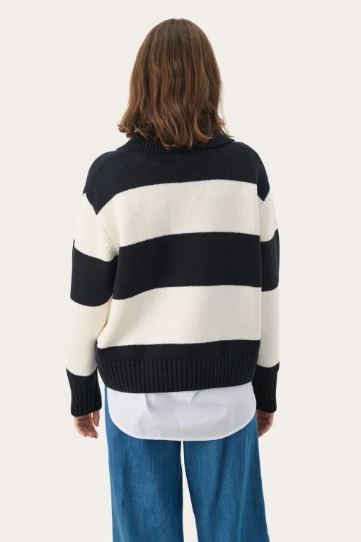 ElindaPW Pullover