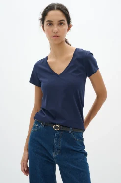 IsakayaIW T-shirt