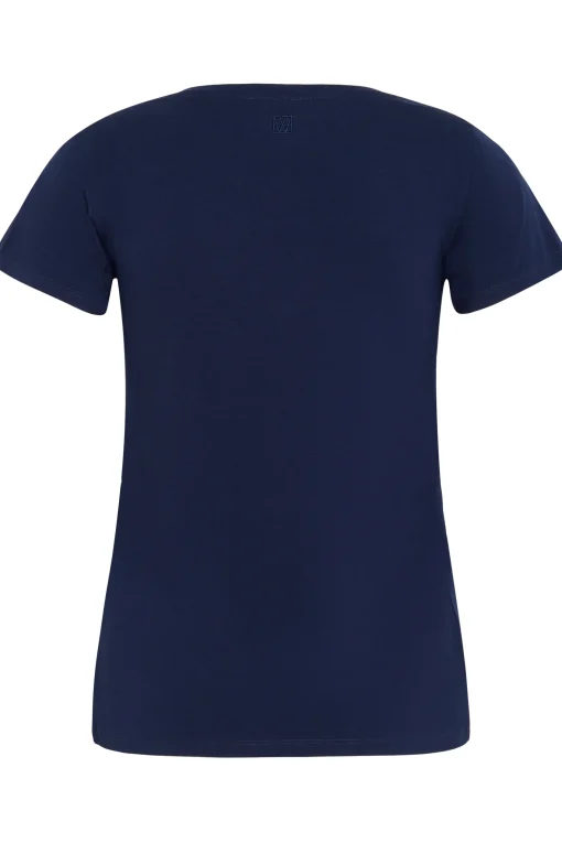 IsakayaIW T-shirt