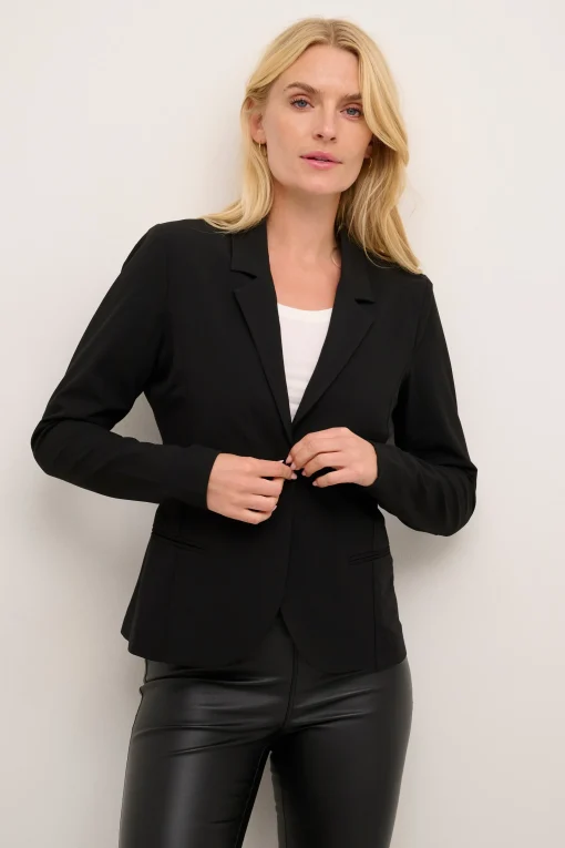 Jillian Blazer