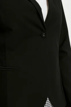 Jillian Blazer