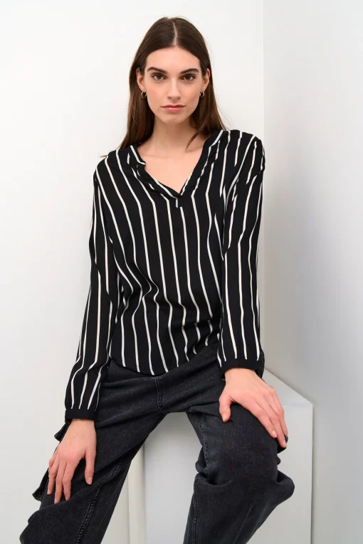 KAbeathe Bluse