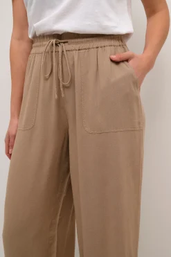 KAmilia Bukser