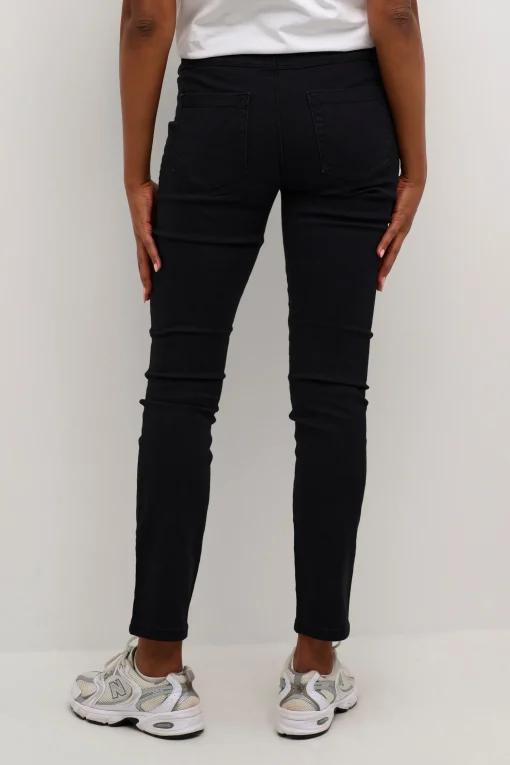 KAvicky Jeans