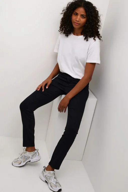 KAvicky Jeans