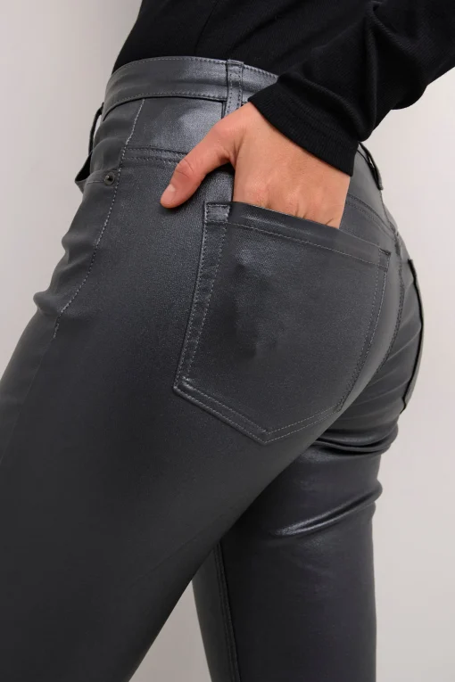 KAviola Jeans