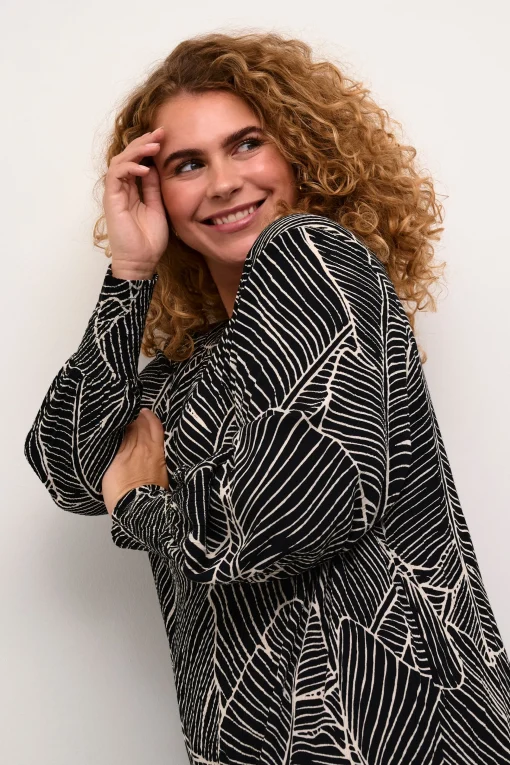KCami Kjole