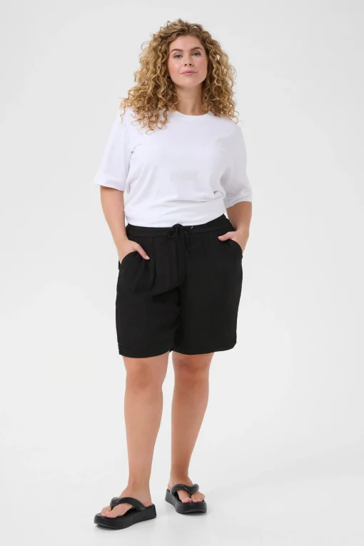 KCjulia Shorts