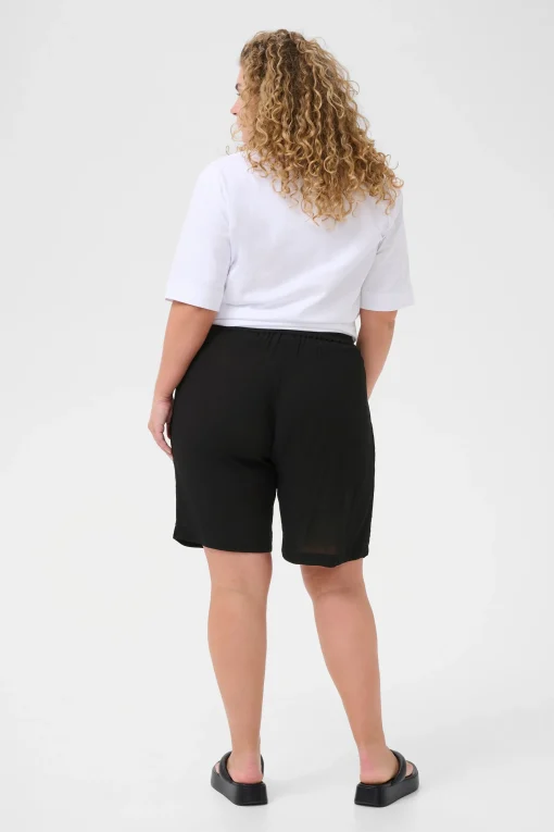 KCjulia Shorts