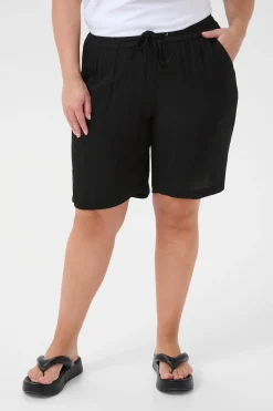 KCjulia Shorts