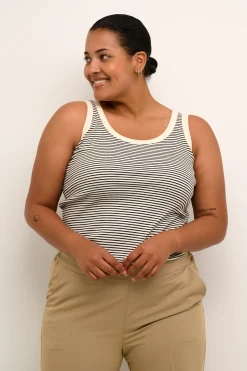 KCkana Top