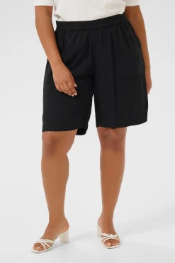 KCmille Shorts