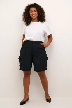 KCmille Shorts