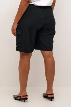 KCmille Shorts
