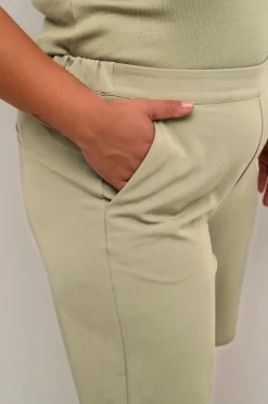 KCsakira Shorts