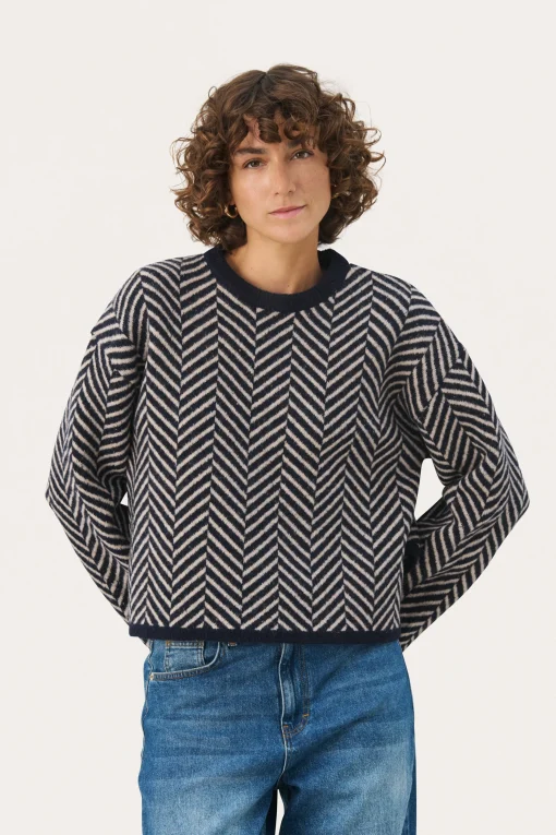 LeslyPW Pullover