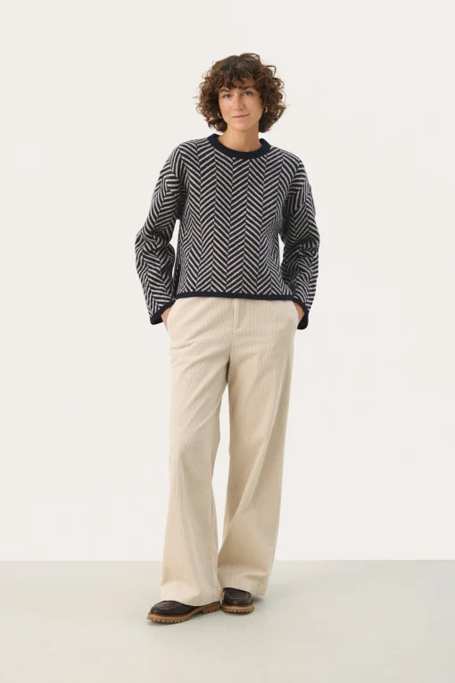 LeslyPW Pullover