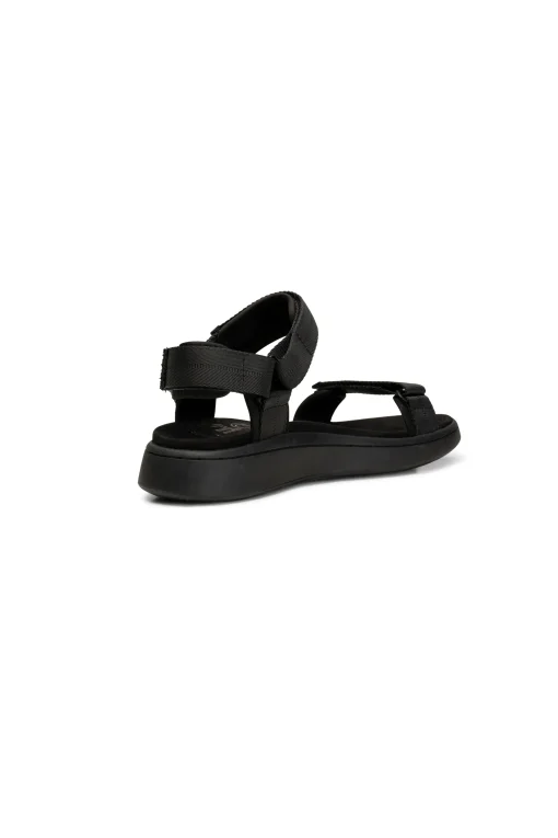 Line Sandaler