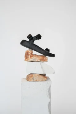 Line Sandaler