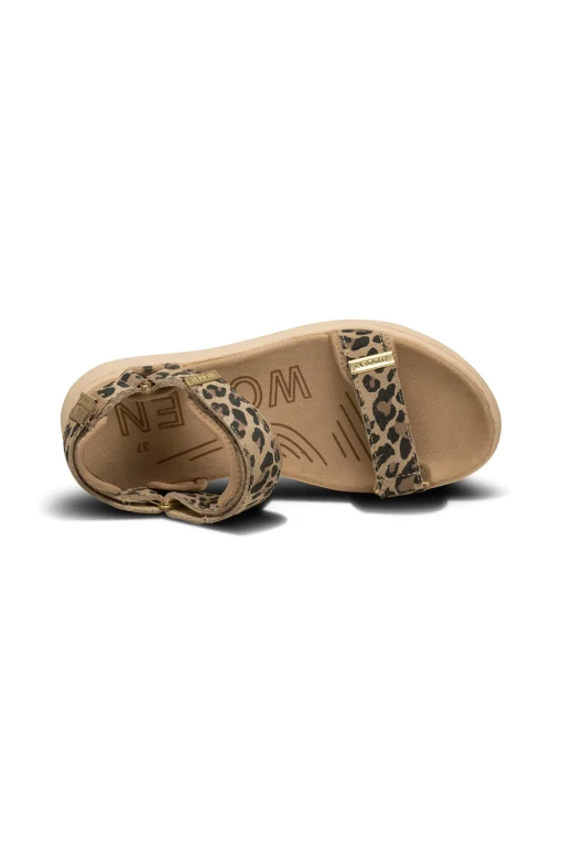Line Sandaler