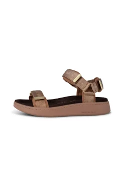 Line Sandaler
