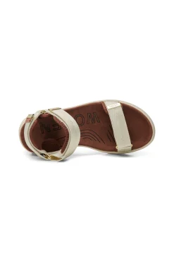 Line Sandaler