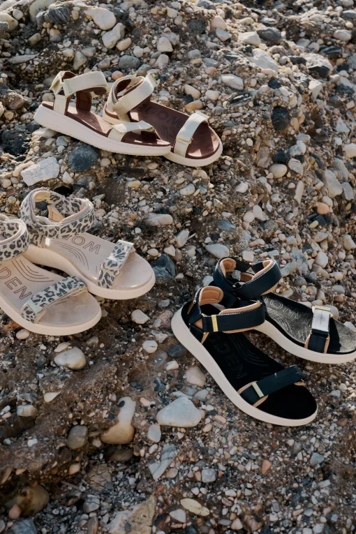 Line Sandaler