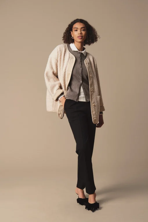 MilaSZ R-Neck Cardigan