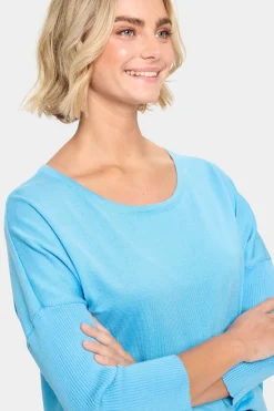 MilaSZ R-Neck Pullover