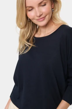 MilaSZ R-Neck Pullover