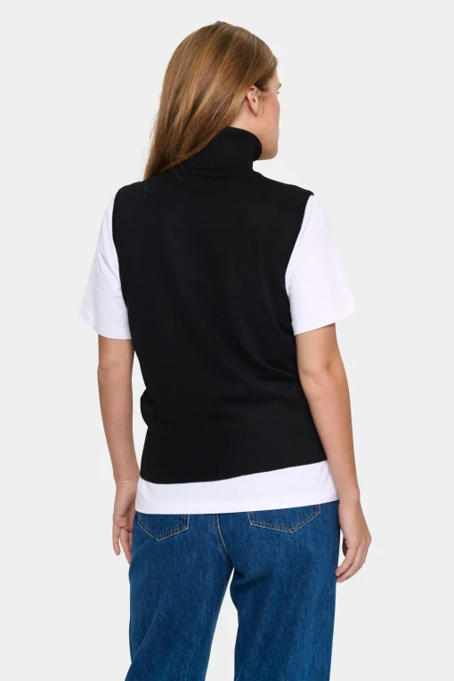 MilaSZ Vest