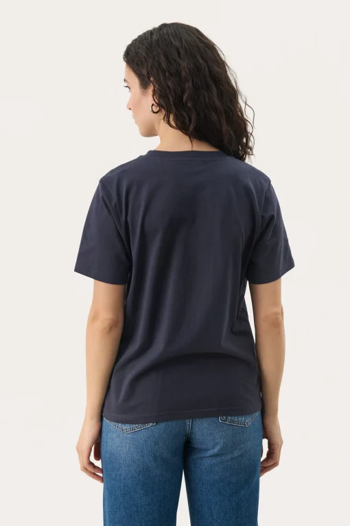 NahidPW T-shirt