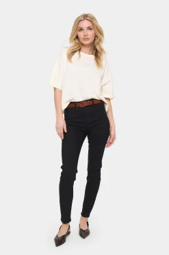 T5757, Jeans