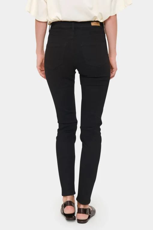 T5757, Jeans