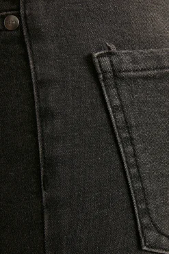 T5757, Jeans