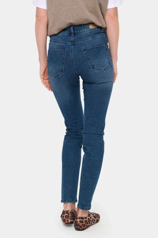 T5757, Jeans