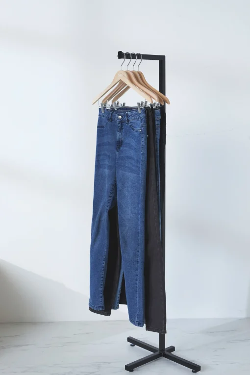 T5757, Jeans