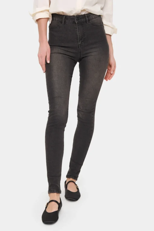 T5757, Jeans
